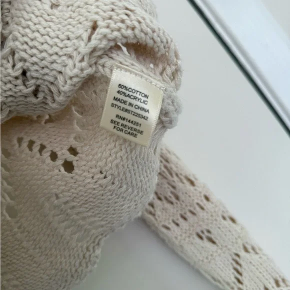 Sincerely Jules Cream Crew Neck Sweater with Intricate Knit Design - Picture 3 of 4
